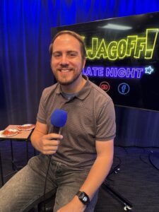 LIVE STUDIO PERFORMANCE: Avi Dell Avi Dell Get his new vinyl album!